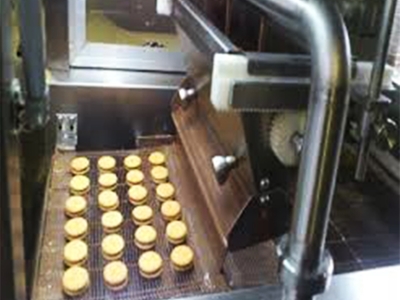 Machine de revêtement de chocolat CKM - 1