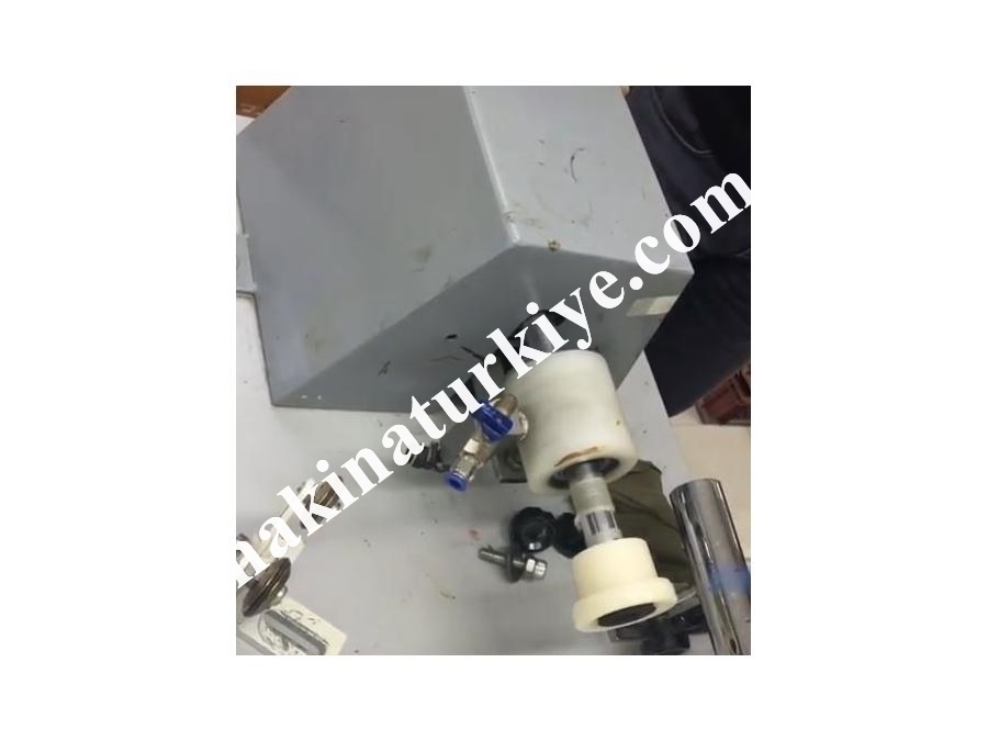 Cam Vakumlama Makinası