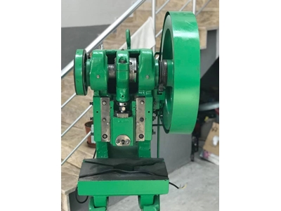 15 Ton Komple Revizyonlu Eksantrik Pres  - 2