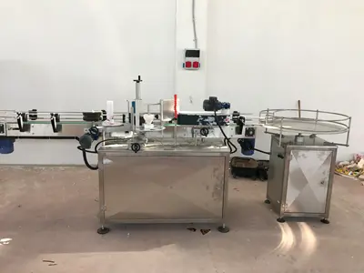 Horizontal (Top) Bottle Labeling Machine