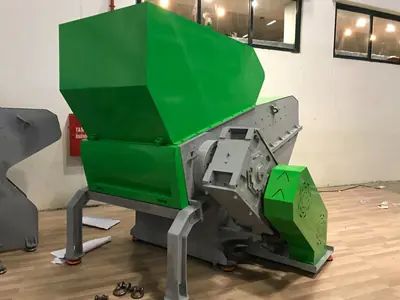 800-1500 kg/Saat Shredder Plastik Kırma Makinası