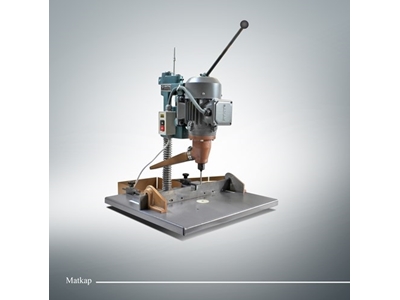 Kartela Delgi İçin Matkap Makinesi - 0