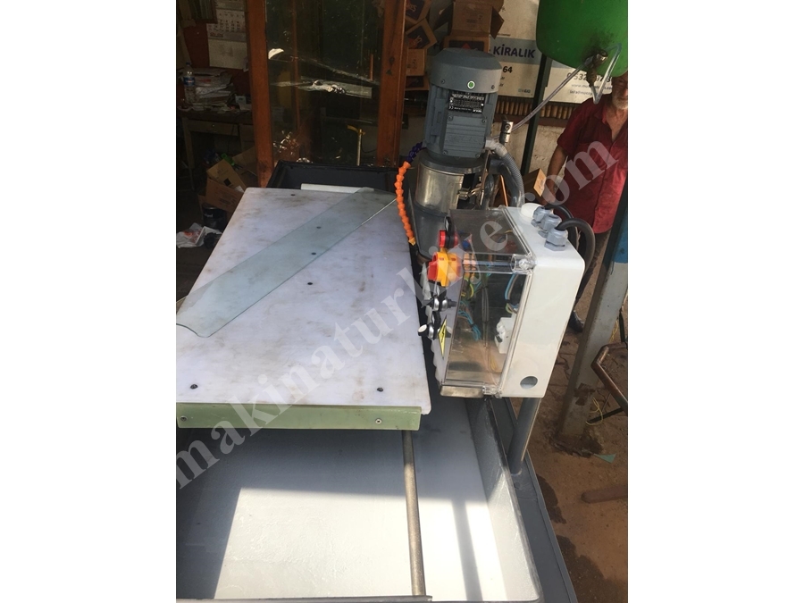 3 İşlemcili Manuel Cam Rodaj Makinası