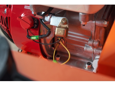 Benzin-Einzeltrommel-Vibrationswalze - 6