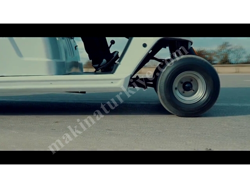 4 Kişilik Elektrikli Golf Arabası