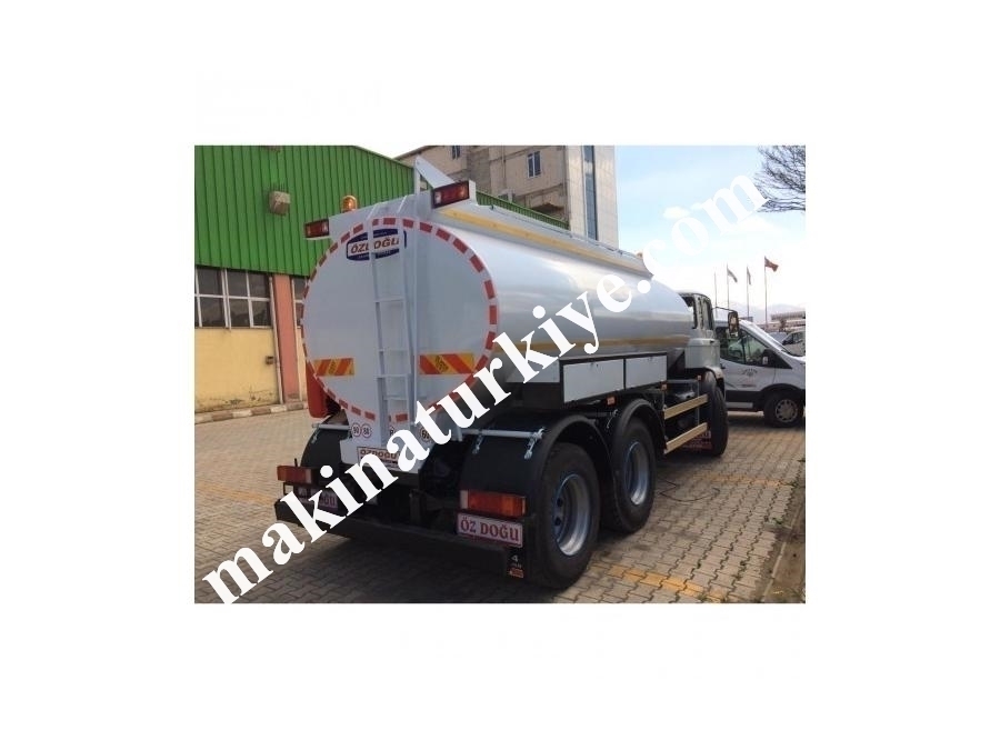 Arazöz Ve Su Tankı