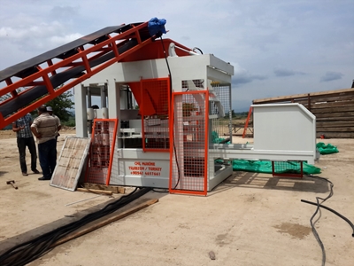 ACROBAT GA 200 6 6’Lı Yarı Otomatik Briket Ve Parke Makinası  - 3