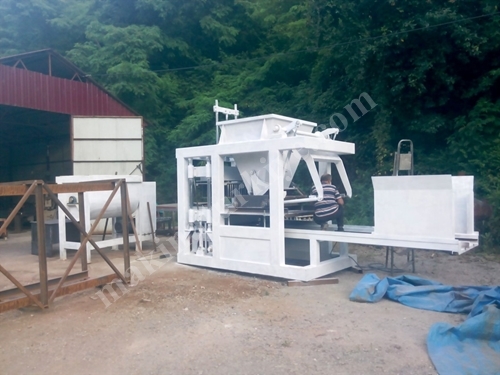 ACROBAT GA 300 8'Li Manuel Briket Ve Parke Makinası