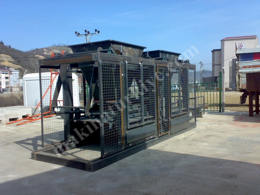SPD 820 12 12'Li Tam Otomatik Briket Ve Parke Makinası