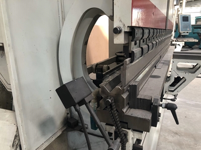 4 Metre 300 Ton Cnc Uğurlu Cnc Hap 30041 - 1