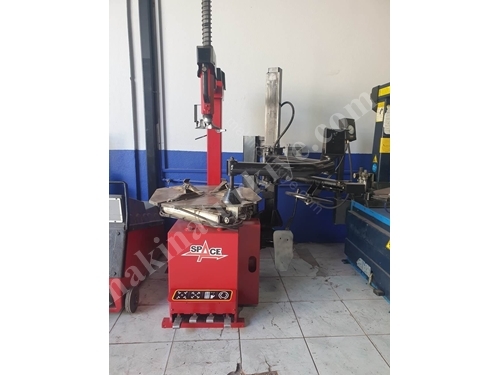 Space FORTUNA Tire Removal and Installation Machine