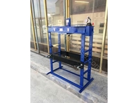 (Middle Opening 1 Meter) 25 Ton Hydraulic Press - 5