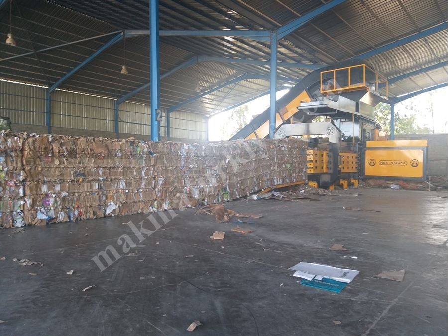 Tam Otomatik 110X120(120)Lık Kağıt Çuval Naylon Pet Balyalama Pres Makinası