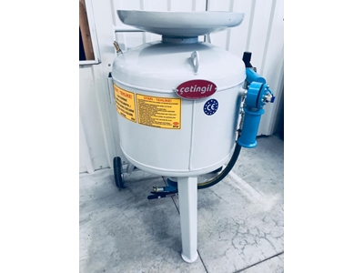 Machine de grenaille mobile 200L - 2