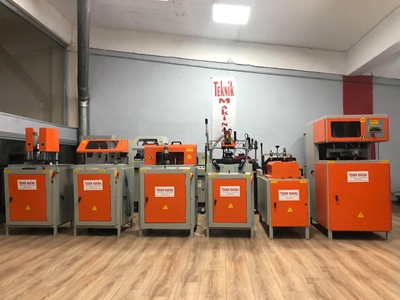 Tam Takım Ful Otomatik Pvc Doğrama Makinaları