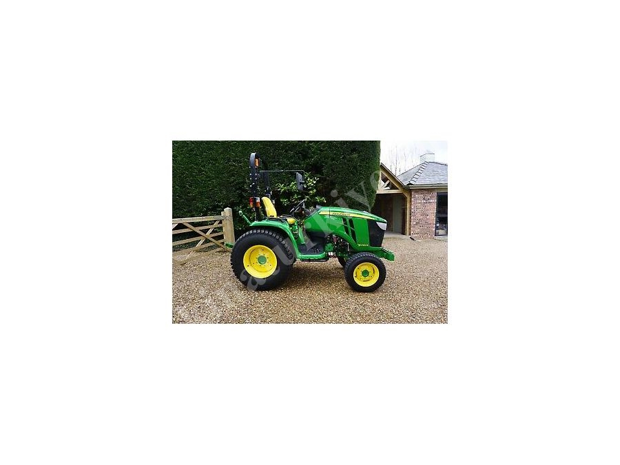 Kompakt Hizmet Traktörü- John Deere 3038R