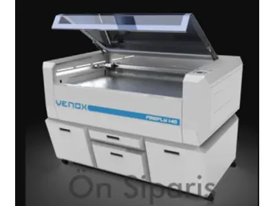 Kompakte Laser-Schneid- und Graviermaschine - Venox Firefly 148