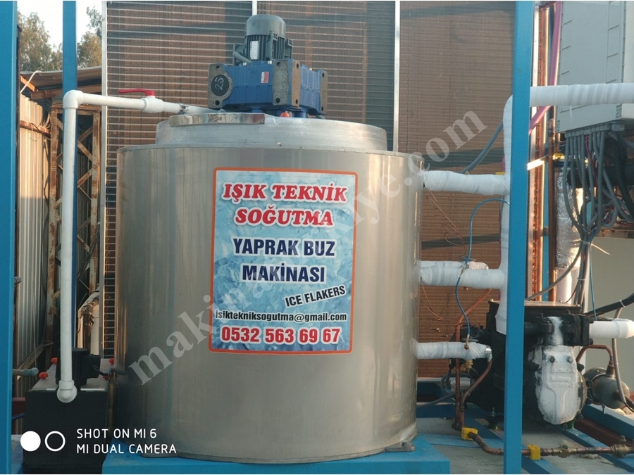 Yaprak Buz Makinası Buz Makinesi Flake Ice Machine 750 Kg/24H 