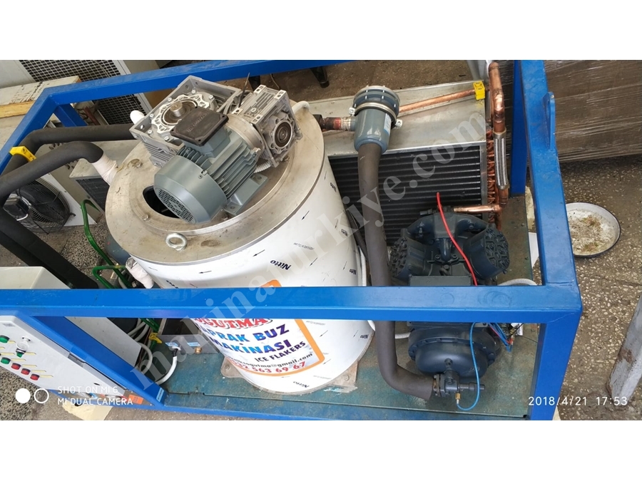 Yaprak Buz Makinası Kar Buz Makinesi Ice Flaker Balık Buzu 750Kg/24 H
