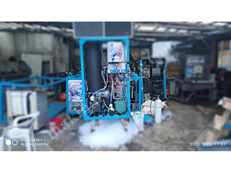 Kristal Buz Makinesi bardak Tüp Buz Makinası Buz Makinesi 2000 Kg/ 24H Tube Ice Machine 