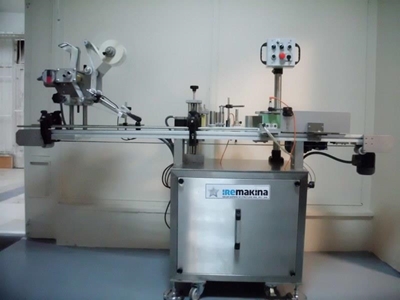 1500/2000 Adet / Saat Otomatik Yatay Etiketleme Makinası  - 0