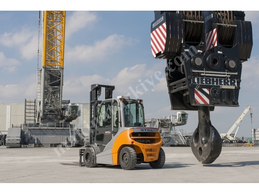 4 Ton Dizel Forklift (	
RX 70-40)