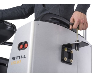 2000 Kg Akülü Platformlu Araçlar Ve Çekiciler 	
LTX-T 04 - 16