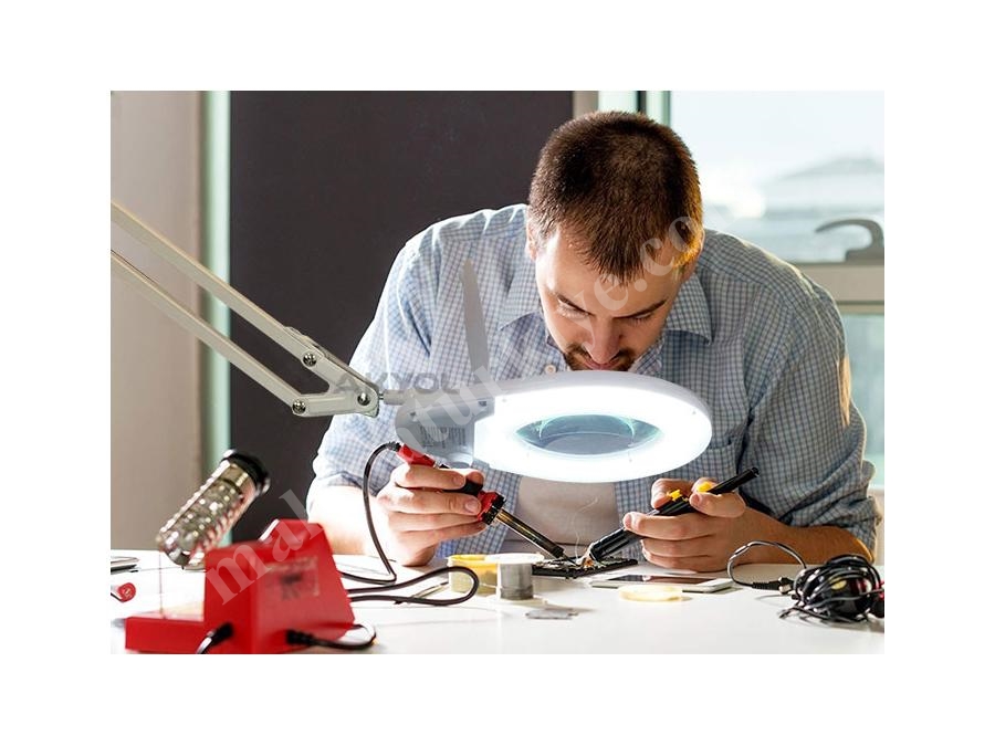 Büyüteç Led Işıklı Ayaklı Tello 5X