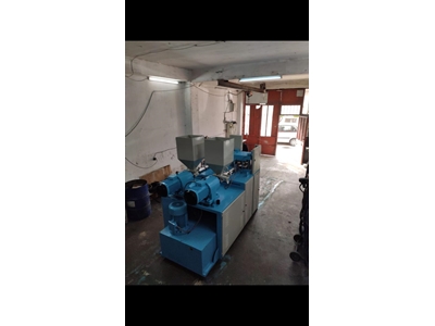 İki Göz Tek Renk Thermo Enjeksiyon Taban Makinası - 2