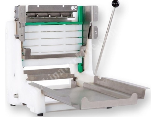 Machine automatique de préparation de shish kebab