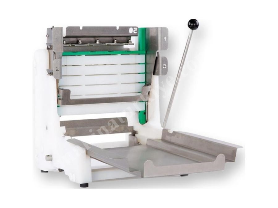 Machine automatique de préparation de shish kebab
