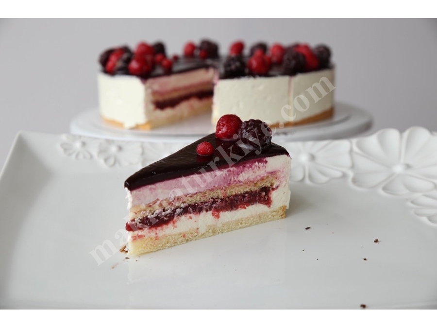 Cake and Sponge Cake Slicing Machine