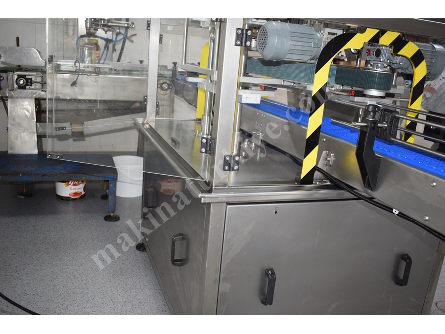 Otomatik Kapak Besleme Ve Sıkma Makinesi