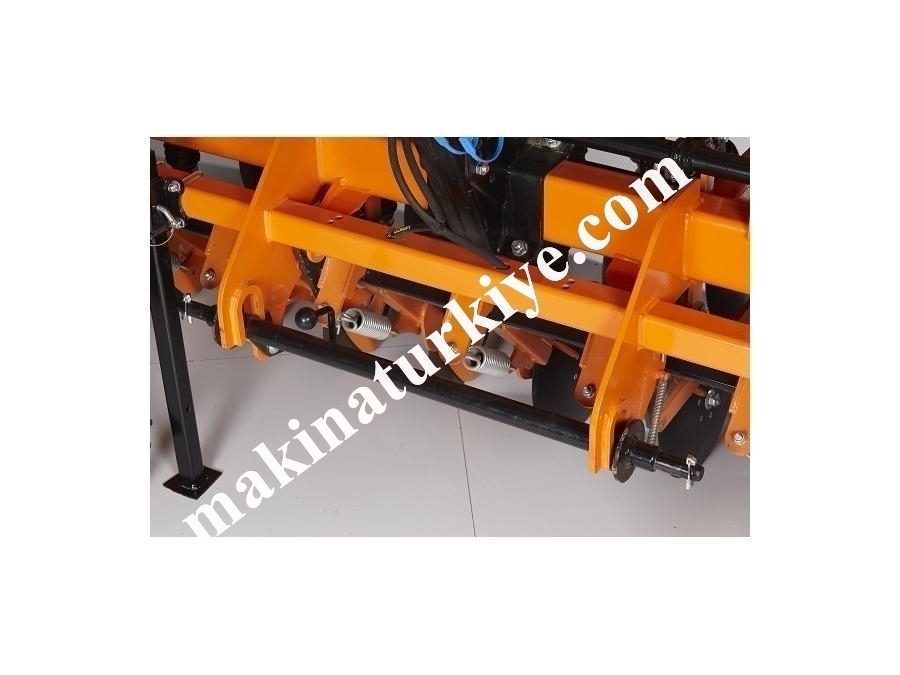 20 Sıralı Baltalı Hubutat Tohum Ekim Makinası