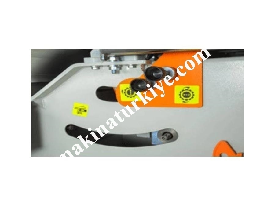 Az Plus Triptonic 3200 Mm Ahşap Yatar Daire Makinası 