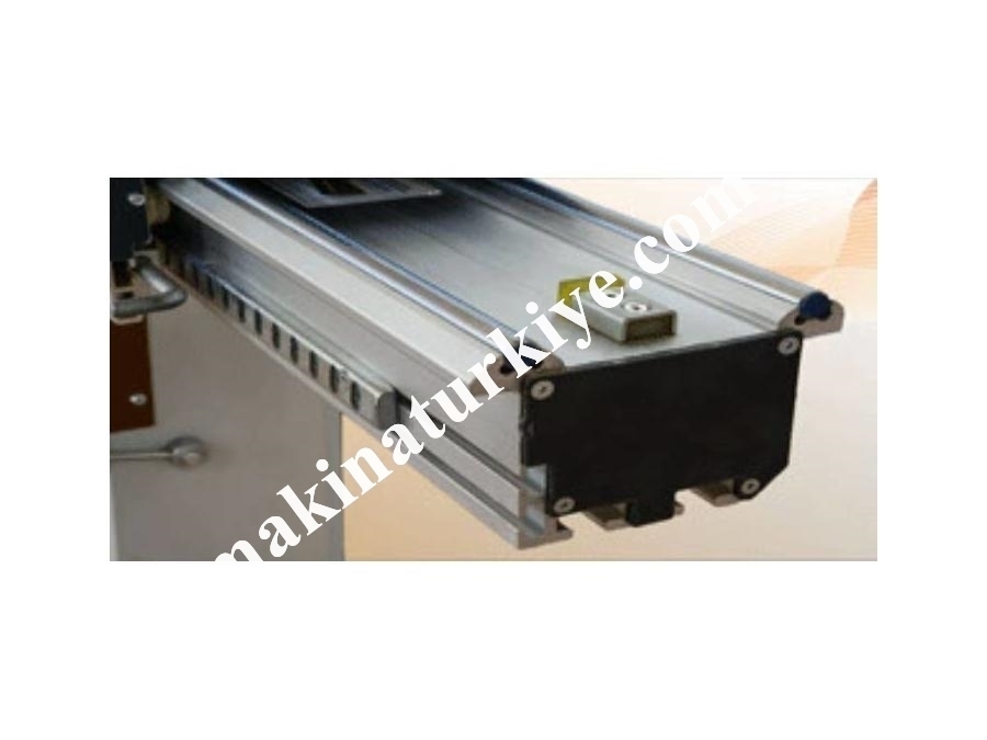 Az Plus Triptonic 3200 Mm Ahşap Yatar Daire Makinası 