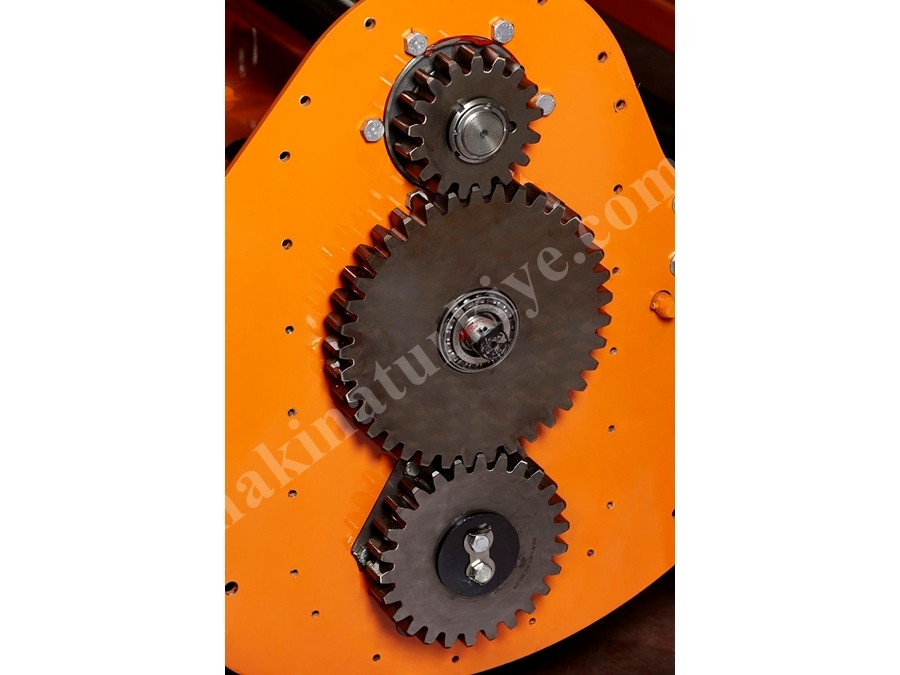 4 Vitesli Sabit Toprak Freze 205 Cm