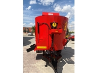 8 m3 Vertical Feed Mixer - 2