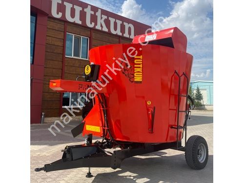 8 m3 Vertical Feed Mixer