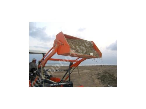 7500 M2 / Hour Tractor Rear Beach Cleaning Machine