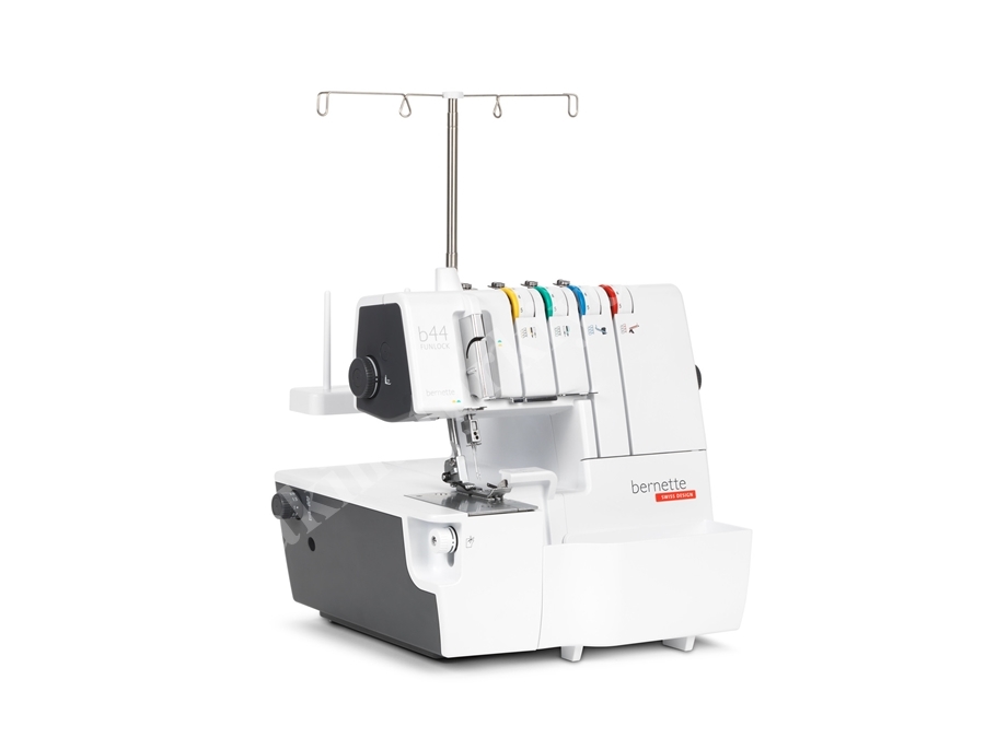 Overlok B44 
