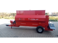 Solid Fertilizer Distribution Trailer 10 Tons with Double Vertical Distributor - 5