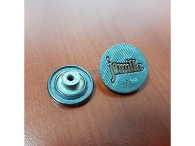 Machine à coudre les boutons 20 mm - 10