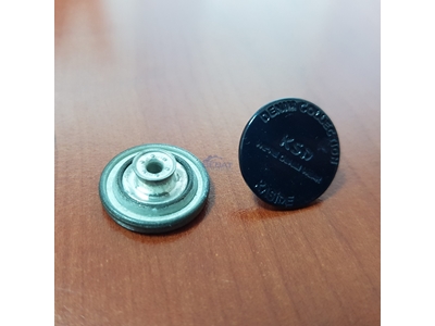 Machine à coudre les boutons 20 mm - 7