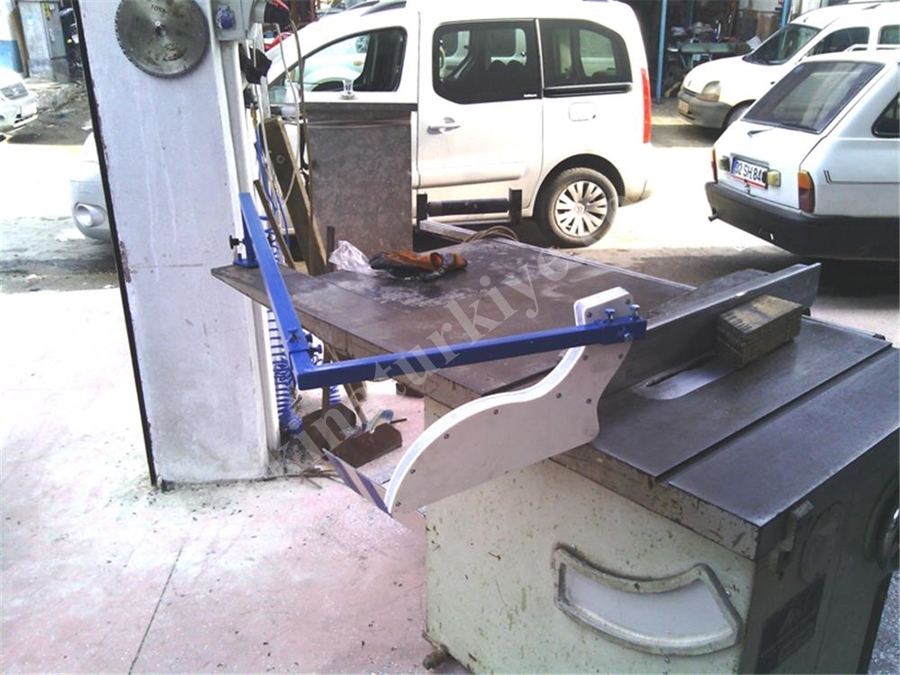 Daire Testere Muhafaza Düzeneği
