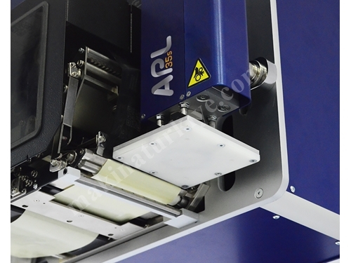Print & Apply Labeling Systems on Cartons