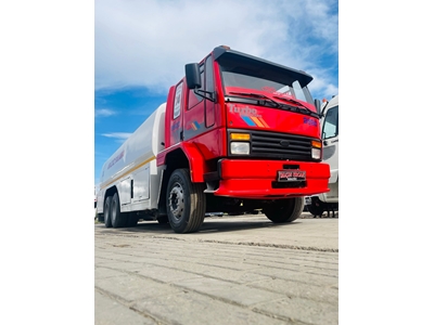 Camion-citerne pour eau CARGO 2520 Arazöz - 4