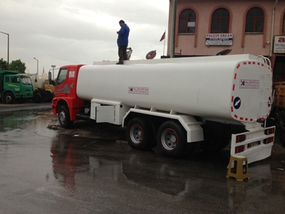 Camion-citerne pour eau Bmc Pro 620 à vendre Arazöz - 0