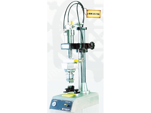 Yarı Otomatik Aerosol Valf Kapatma Makinası