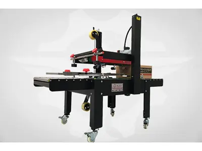 Semi-Automatic Case Sealer with Top and Bottom Belts